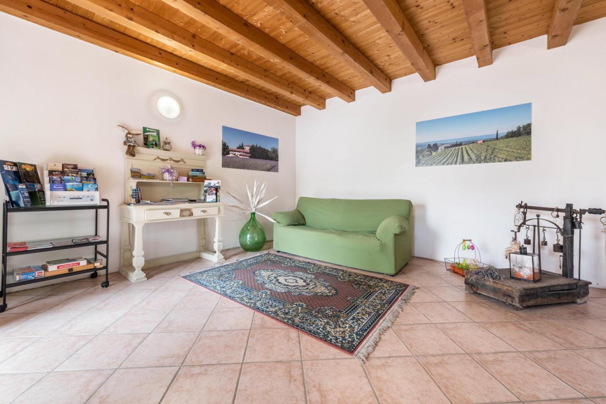 Colombare Teboi Apartment