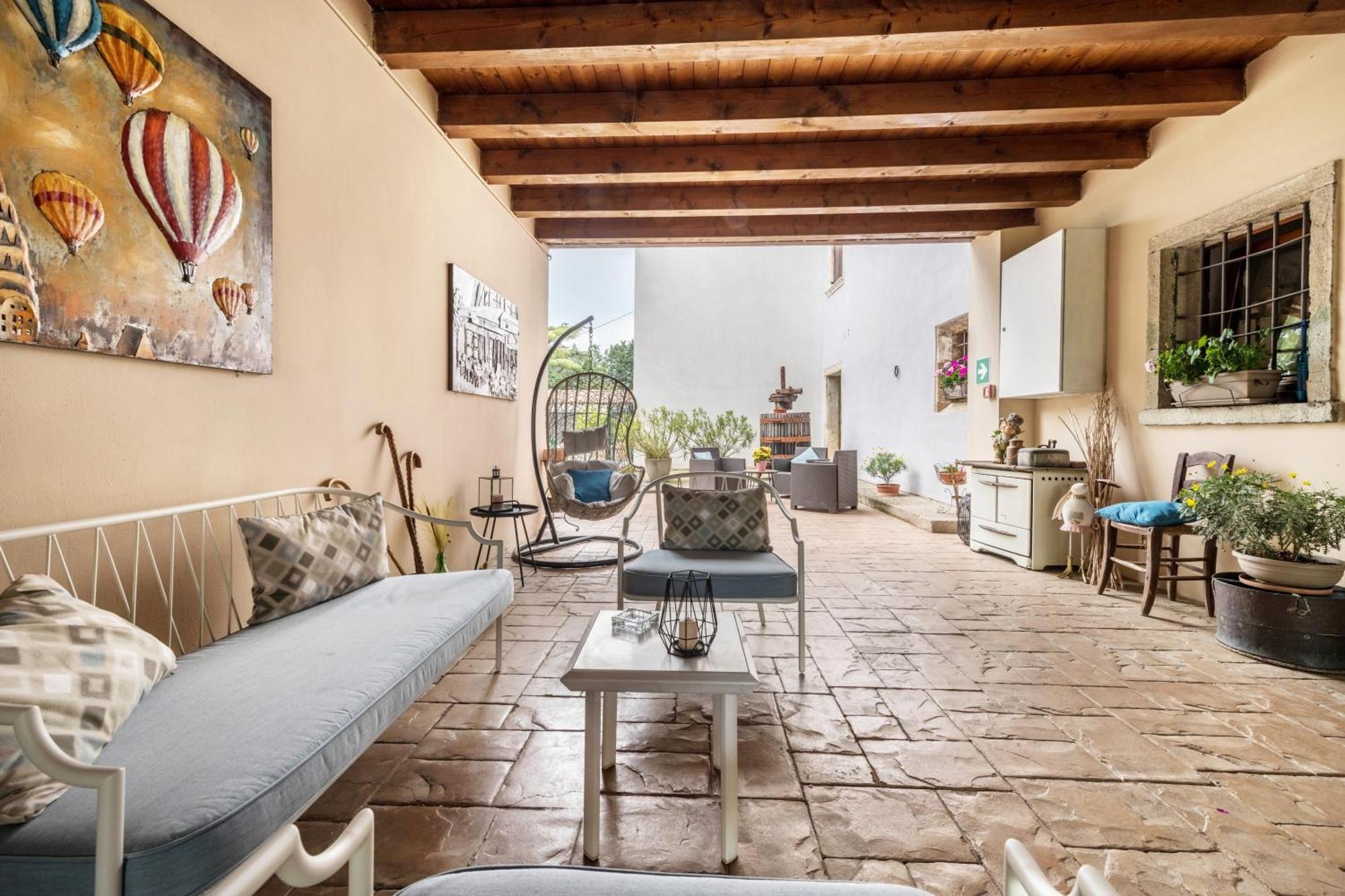 Colombare Teboi Apartment